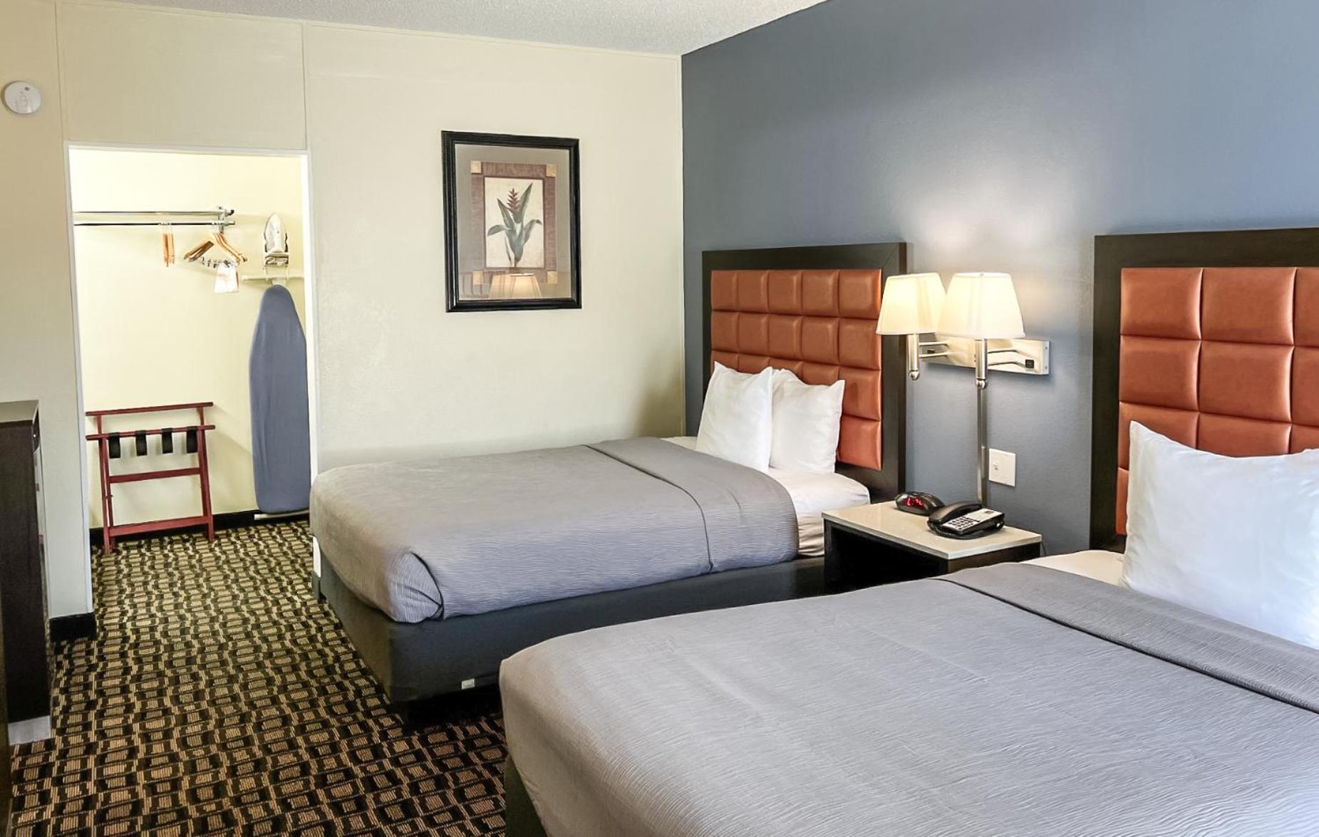 Quality Inn Airport - Cruise Port Tampa Exterior foto